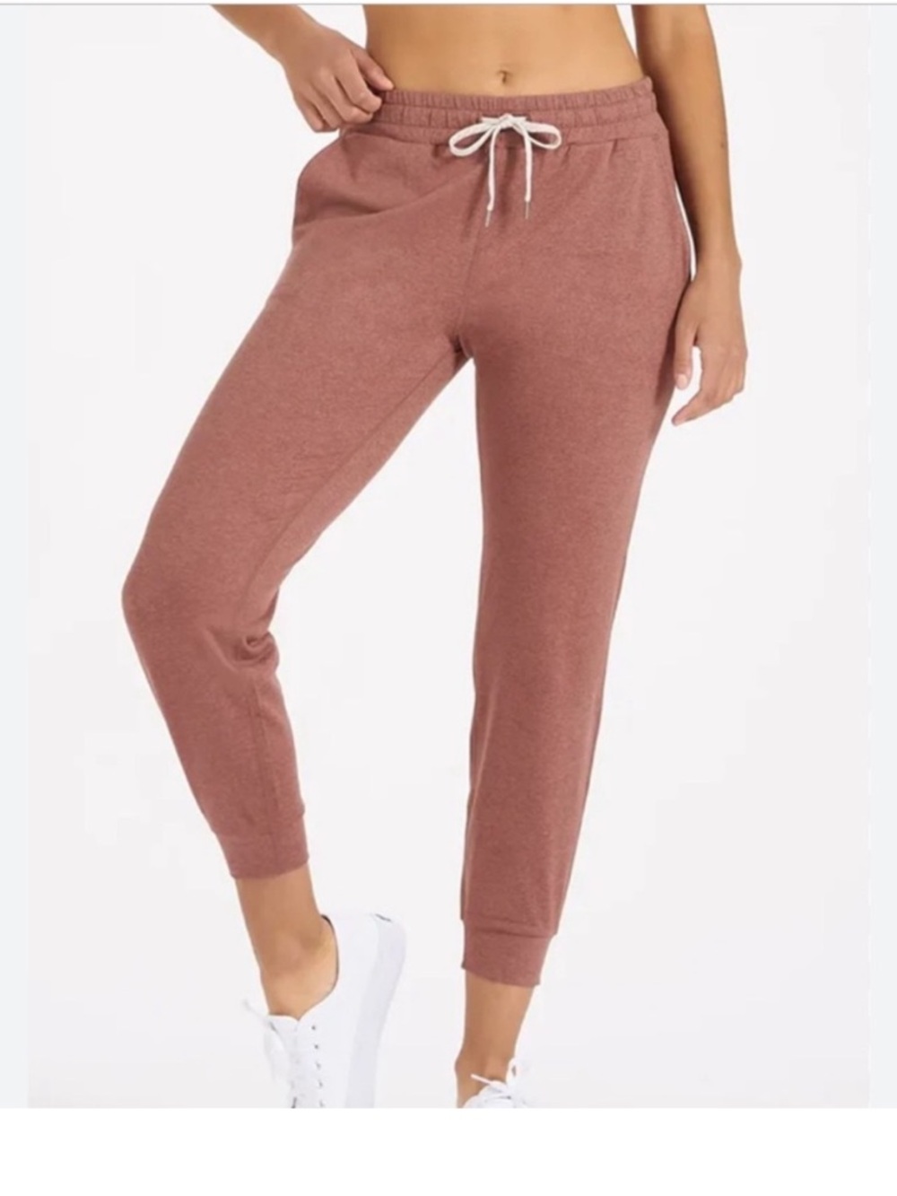 Vuori Women’s Terracotta Performance Joggers Small